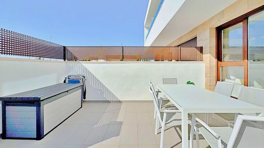 Bungalow de 3 dormitorios en Torrevieja, España No. 591 № 13