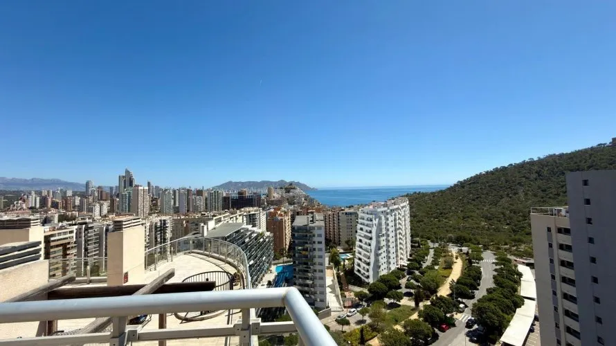 Apartamento de 2 dormitorios en Finestrat, España No. 787 № 28