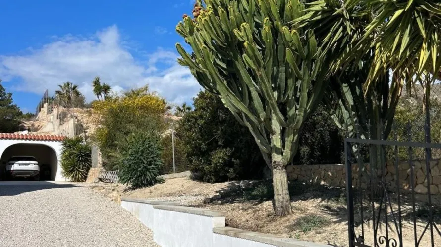 Сasa de 4 dormitorios en Villajoyosa, España No. 573 № 24