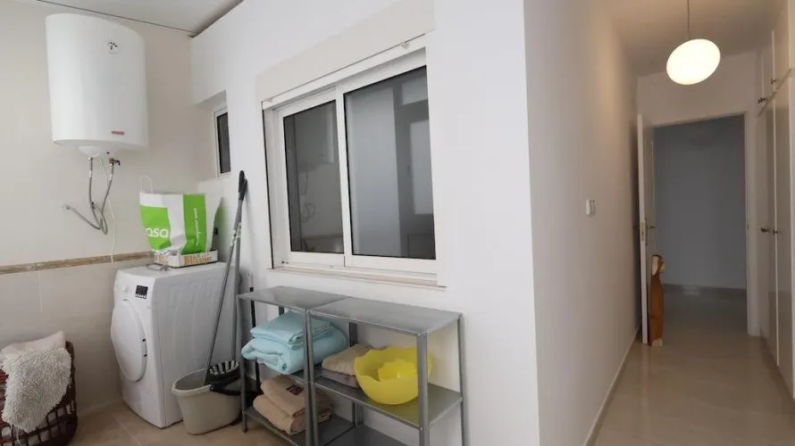 Apartamento de 3 dormitorios en Torrevieja, España No. 425 № 21