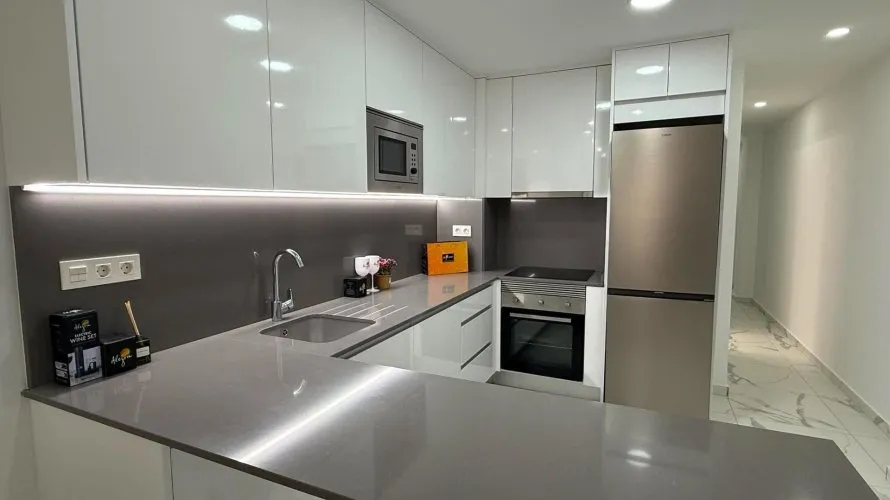 Apartamento de 2 dormitorios en Torrevieja, España No. 185 № 18