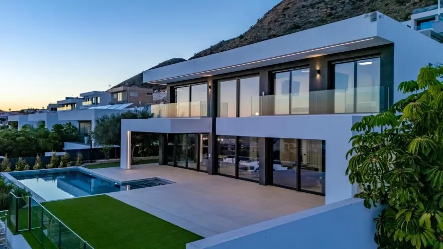 Villa de 7 dormitorios en Finestrat, España No. 496 № 28