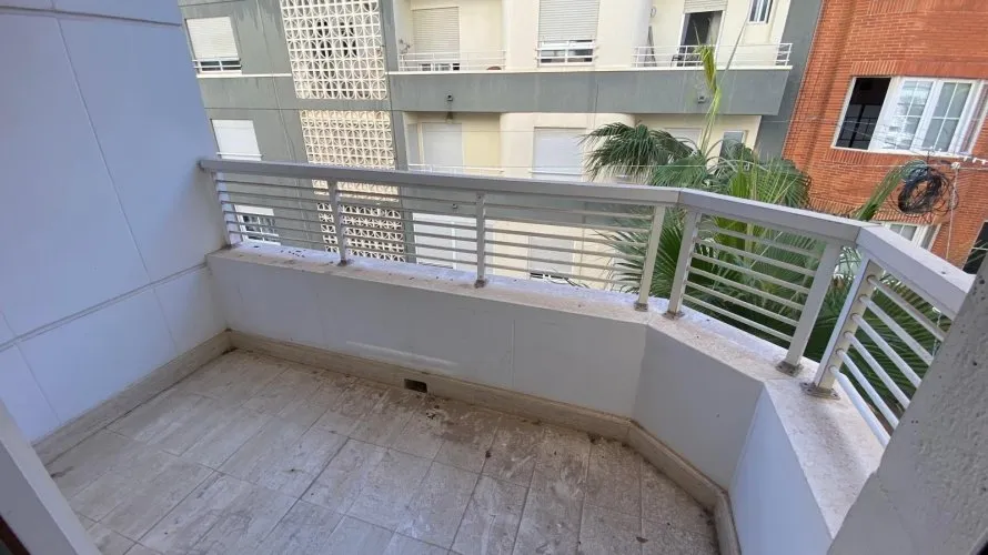 Apartamento de 4 dormitorios en Torrevieja, España No. 554 № 11