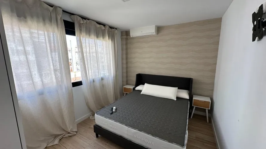 Apartamento de 3 dormitorios en Alicante, España No. 741 № 8