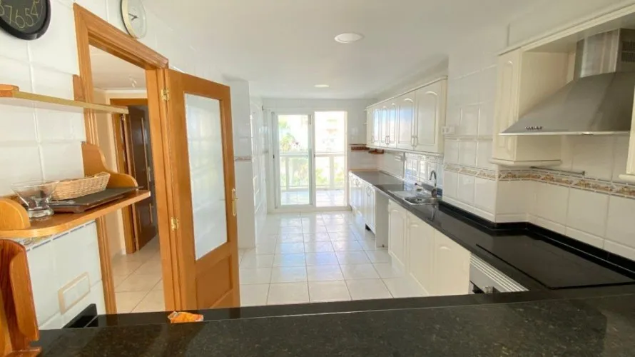 Apartamento de 168m² en Calpe, España No. 627 № 9
