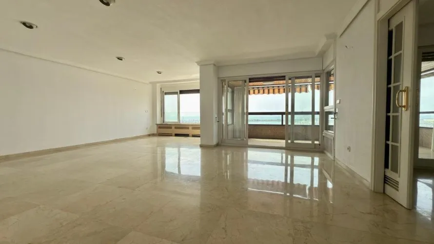 Ático de 6 dormitorios en Alicante, España No. 530 № 6