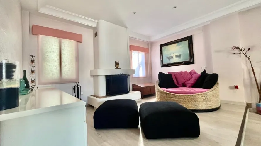 Villa de 4 dormitorios en Torrevieja, España No. 189 № 22