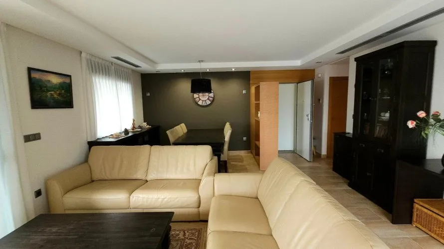 Apartamento de 3 dormitorios en Guardamar del Segura, España No. 451 № 20