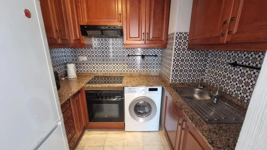 Apartamento de 2 dormitorios en Torrevieja, España No. 179 № 14