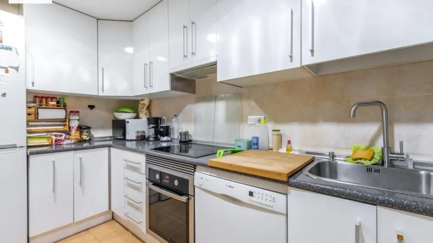Apartamento de 3 dormitorios en Alicante, España No. 644 № 20