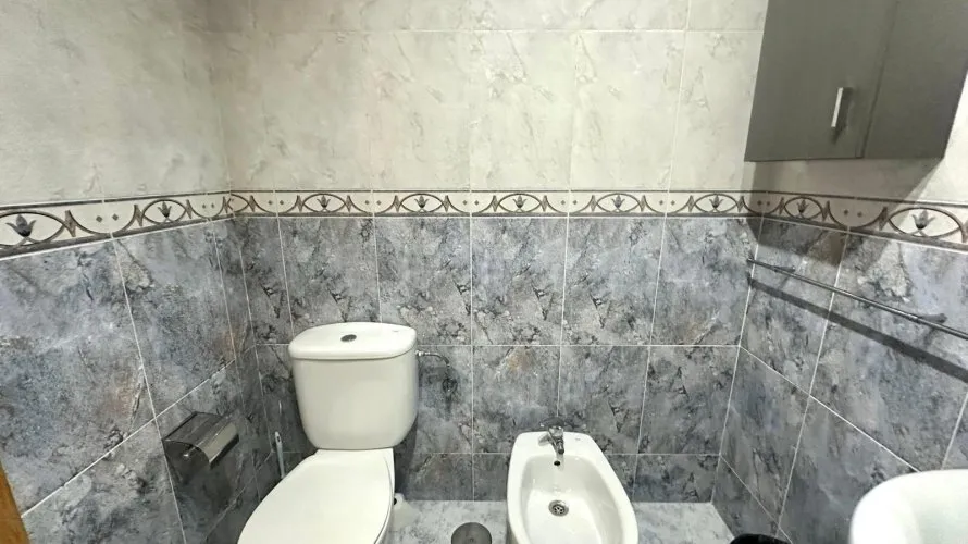 Apartamento de 4 dormitorios en Torrevieja, España No. 541 № 17