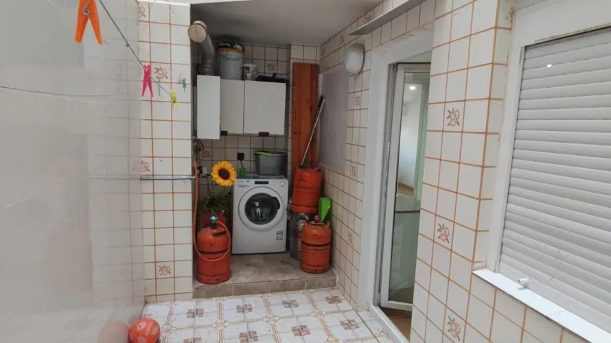 Apartamento de 2 dormitorios en Alicante, España No. 613 № 21