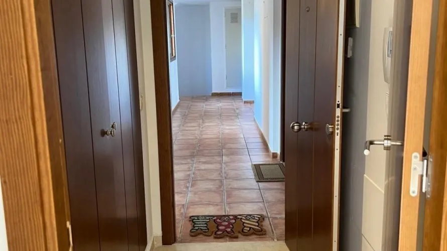 Apartamento de 2 dormitorios en Torrevieja, España No. 123 № 5