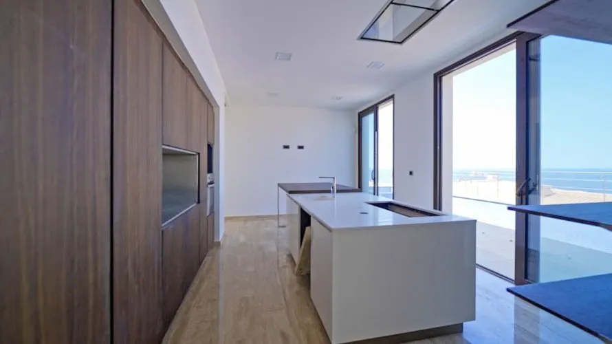 Apartamento de 4 dormitorios en Benidorm, España No. 345 № 21