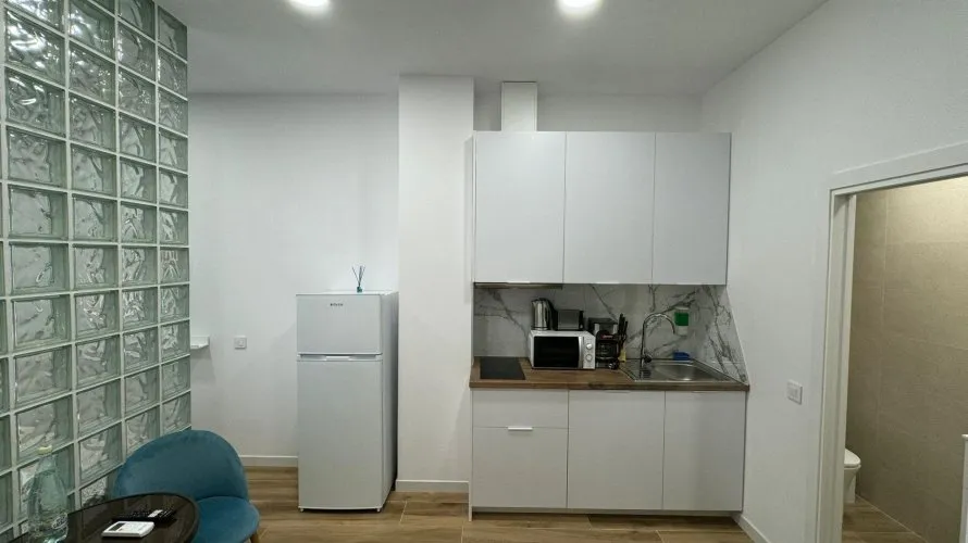 Propiedad comercial de 9 dormitorios en Alicante, España No. 409 № 26