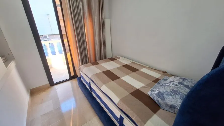 Сasa de 3 dormitorios en Torrevieja, España No. 646 № 16