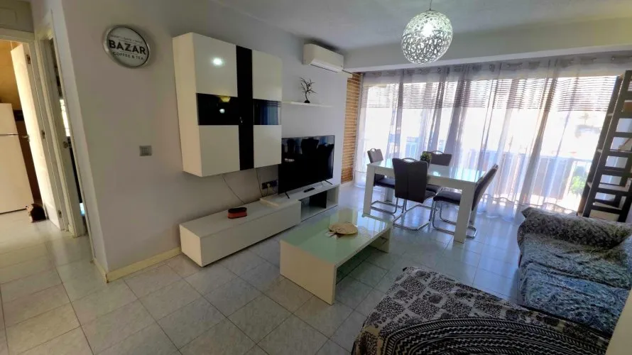 Apartamento de 2 dormitorios en El Campello, España No. 674 № 17