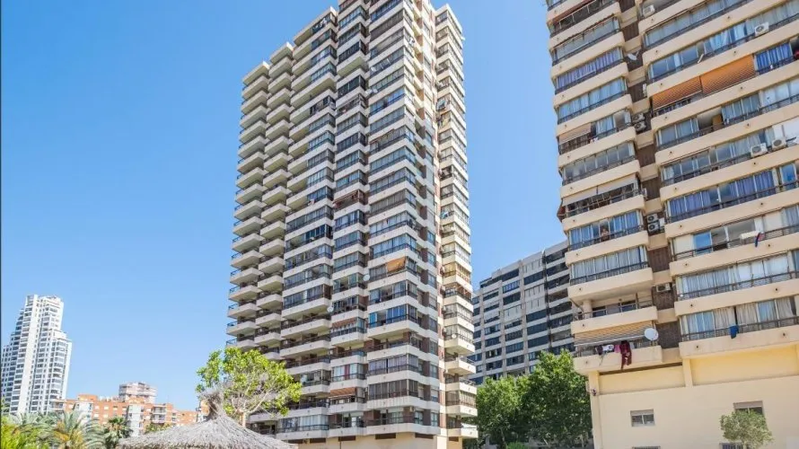 Apartamento de 1 dormitorio en Benidorm, España No. 446