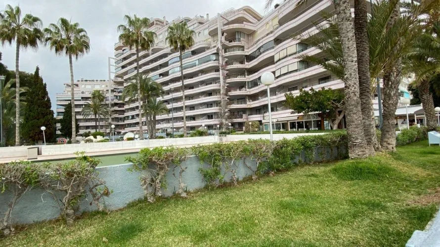 Apartamento de 90m² en Calpe, España No. 635 № 2
