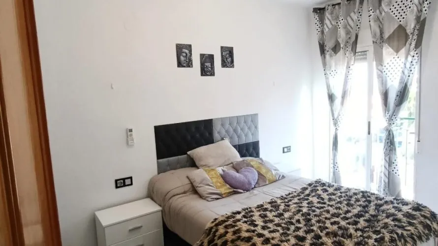 Сasa de 4 dormitorios en Torrevieja, España No. 785 № 23