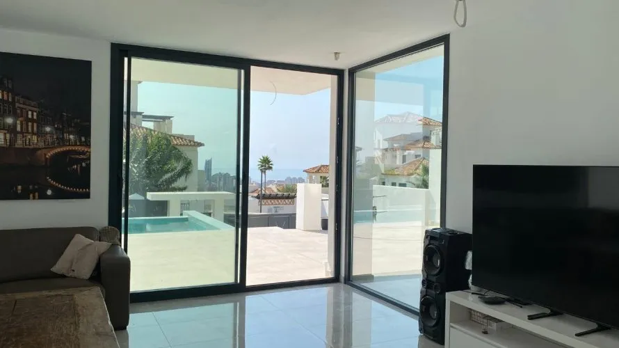 Villa de 6 dormitorios en Finestrat, España No. 593 № 19
