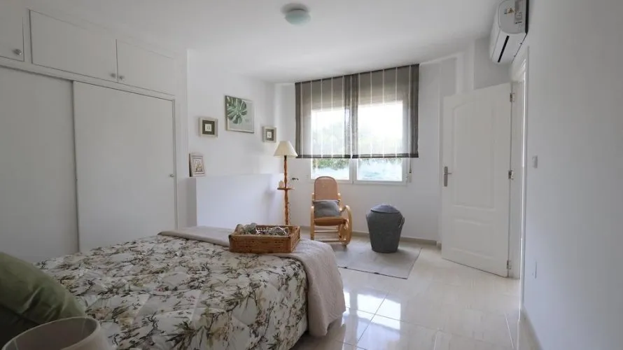 Apartamento de 3 dormitorios en Torrevieja, España No. 425 № 15