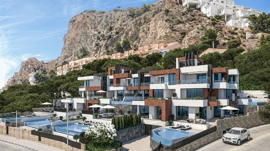 Apartamento de 4 dormitorios en Benidorm, España No. 259 № 8
