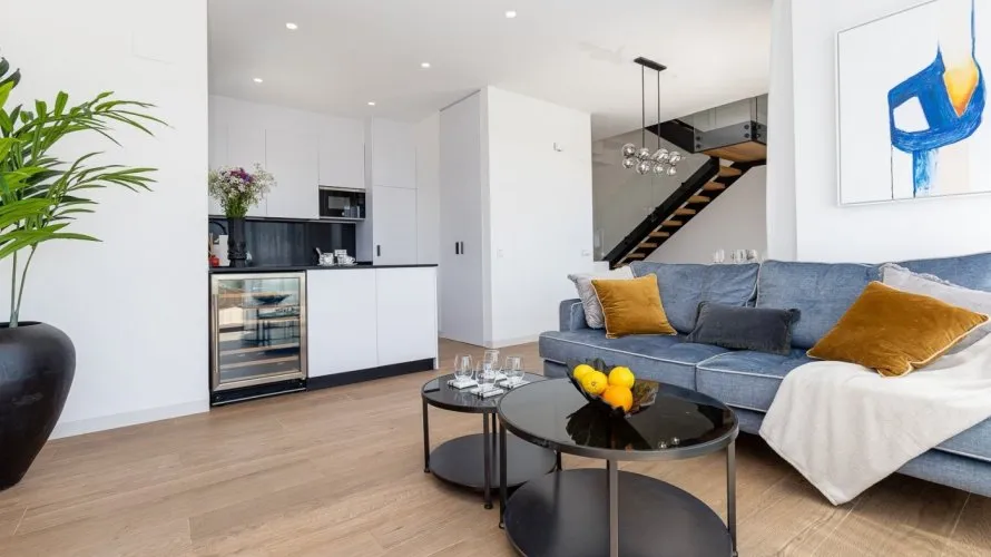 Apartamento de 3 dormitorios en Finestrat, España No. 286 № 2