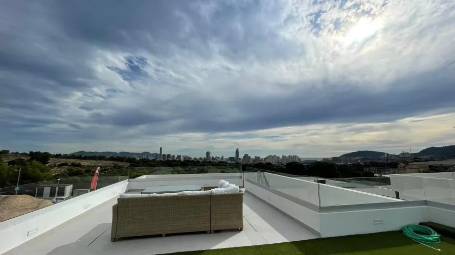 Villa de 139m² en Finestrat, España No. 402