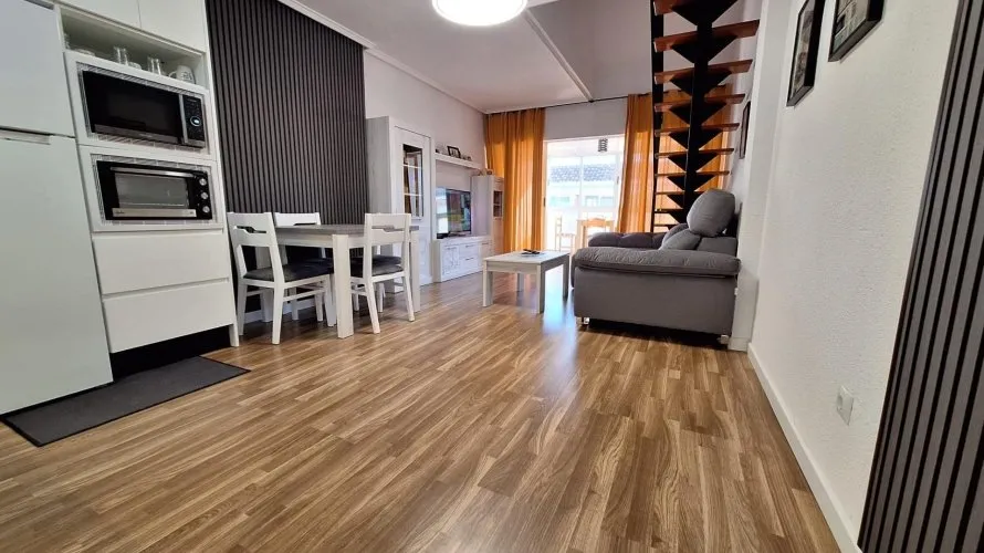 Ático de 2 dormitorios en Torrevieja, España No. 187 № 7