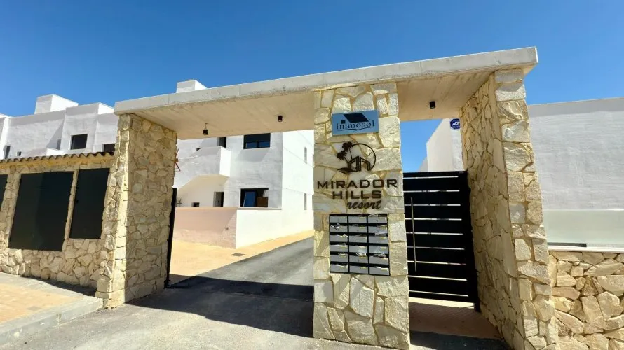 Ático de 2 dormitorios en Finestrat, España No. 122 № 20
