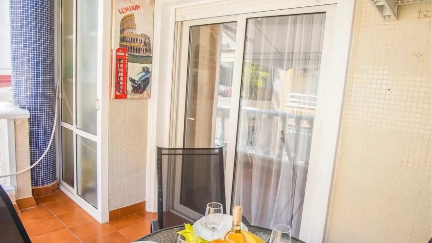Apartamento de 1 dormitorio en Torrevieja, España No. 640 № 8
