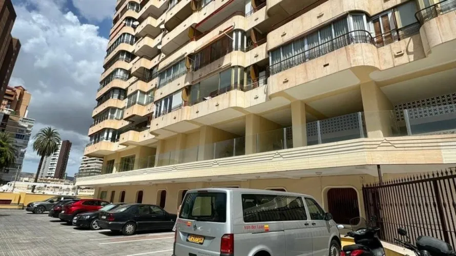 Apartamento de 2 dormitorios en Benidorm, España No. 595 № 7