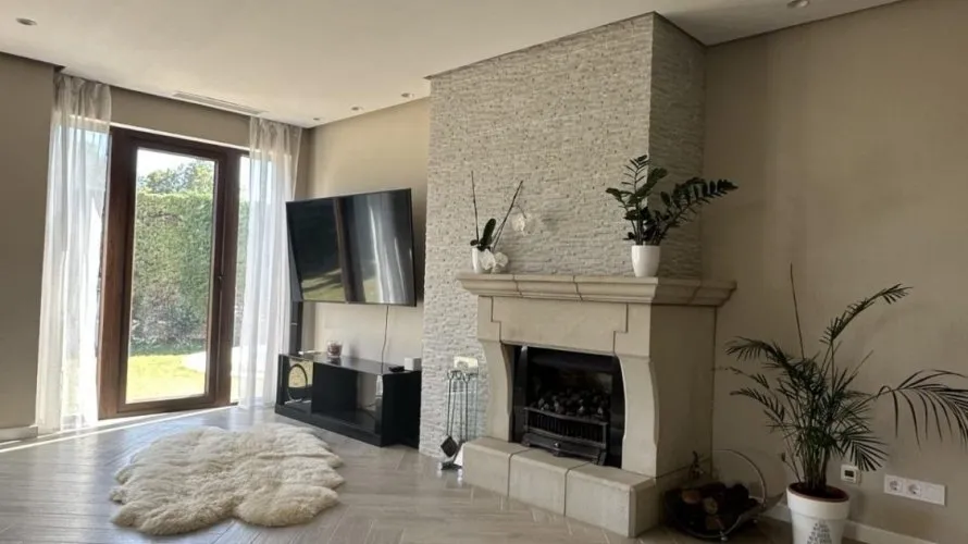 Villa de 4 dormitorios en Finestrat, España No. 211 № 17