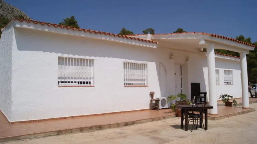 Villa de 3 dormitorios en Finestrat, España No. 234 № 18