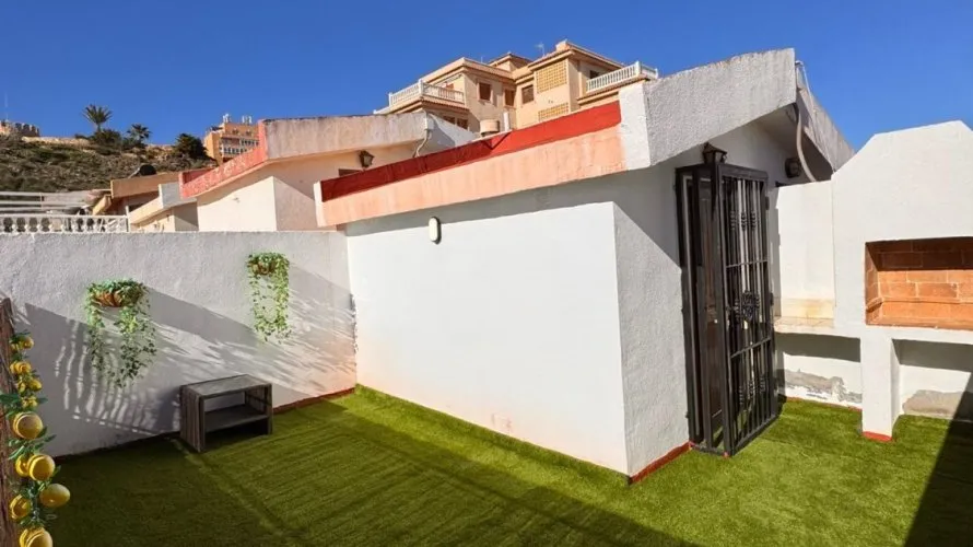 Bungalow de 2 dormitorios en Torrevieja, España No. 198 № 13