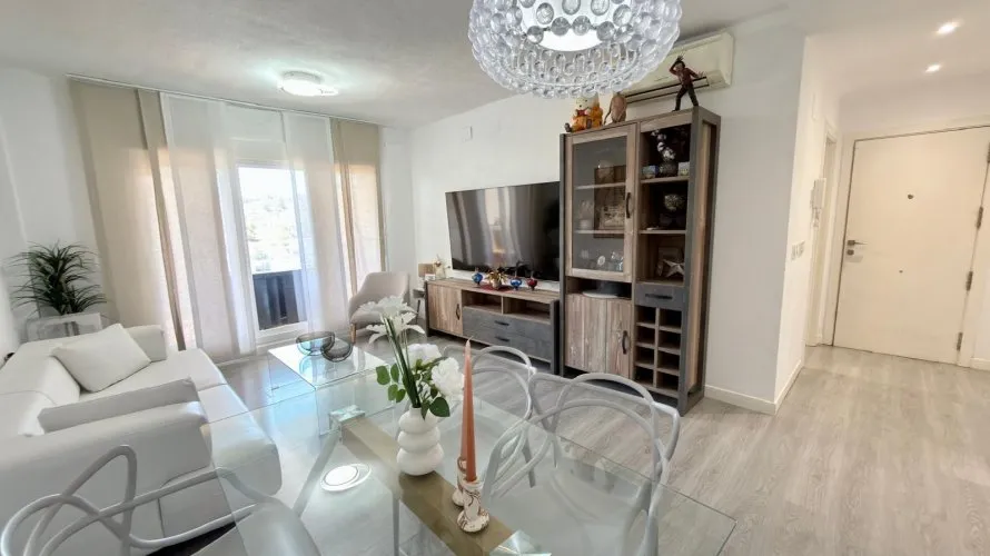 Apartamento de 2 dormitorios en Finestrat, España No. 787 № 20