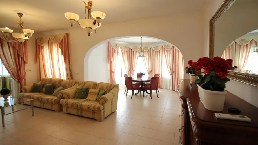 Villa de 5 dormitorios en Calpe, España No. 238 № 14