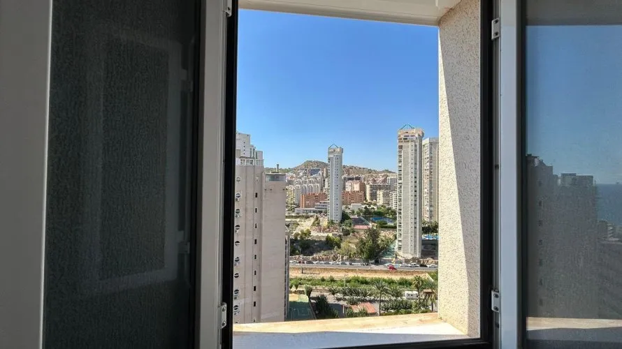 Ático de 1 dormitorio en Finestrat, España No. 588 № 4