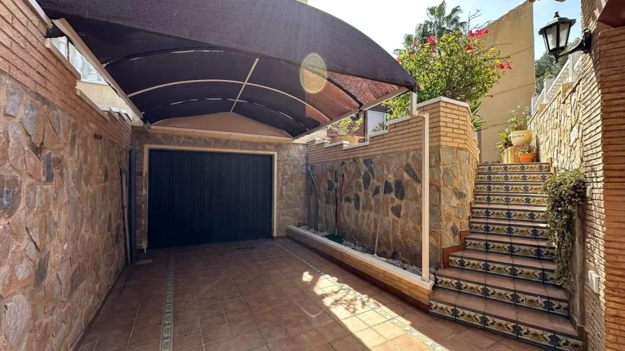 Apartamento de 4 dormitorios en Torrevieja, España No. 755 № 3