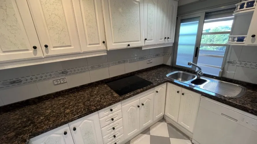 Apartamento de 2 dormitorios en Benidorm, España No. 289 № 5