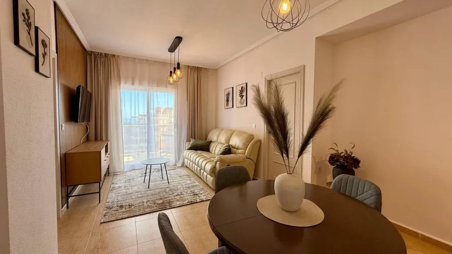 Apartamento de 3 dormitorios en Guardamar del Segura, España No. 682 № 13