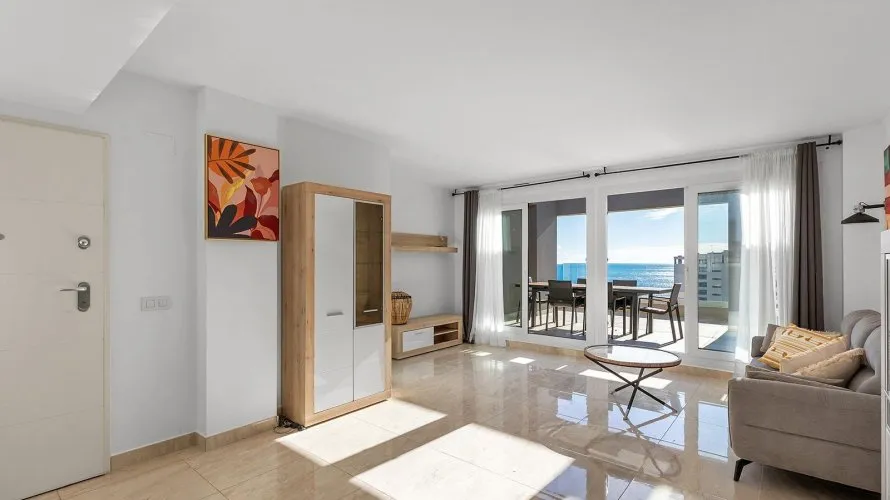 Ático de 3 dormitorios en Torrevieja, España No. 690 № 4