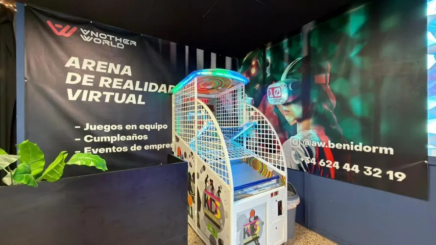 Propiedad comercial de 1300m² en Finestrat, España No. 1222 № 9