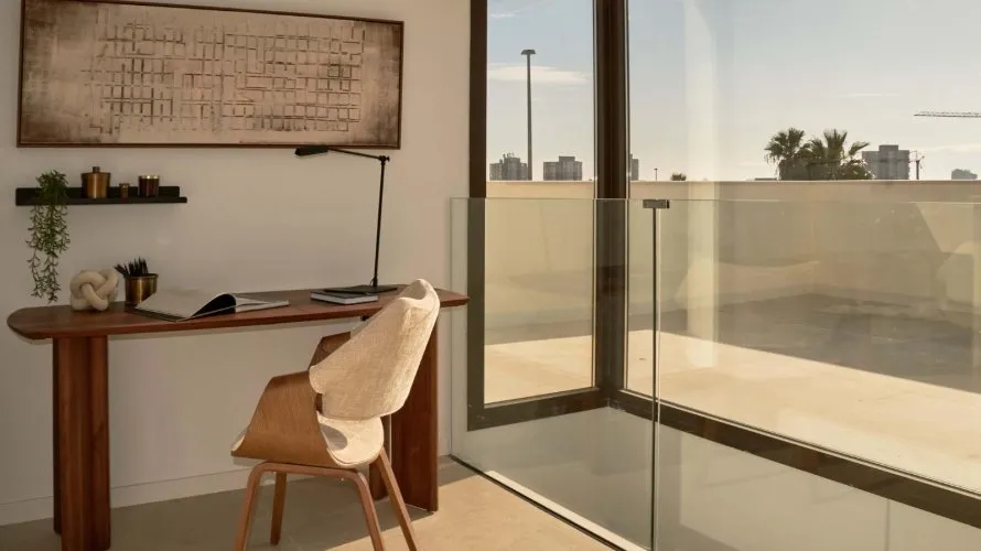 Apartamento de 4 dormitorios en Alicante, España No. 1179 № 9