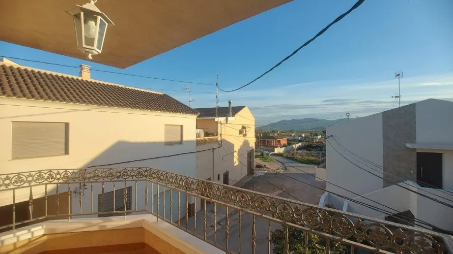 Propiedad comercial de 3 dormitorios en Orihuela, España No. 1198 № 5