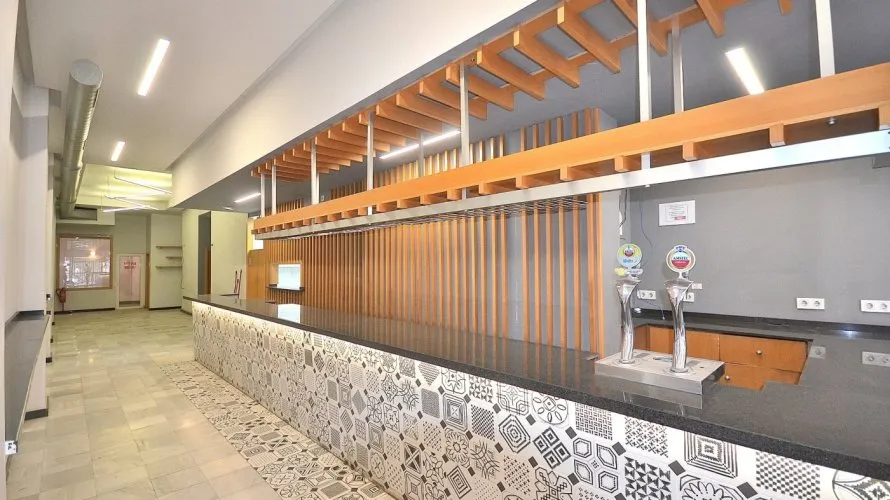 Propiedad comercial de 200m² en Torrevieja, España No. 1252 № 15