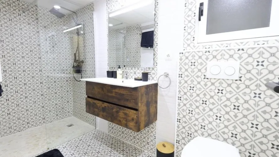 Apartamento de 4 dormitorios en Torrevieja, España No. 1245 № 9