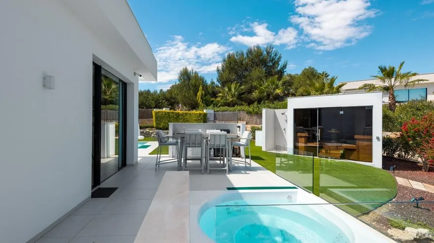 Villa de 4 dormitorios en Orihuela, España No. 1189 № 15