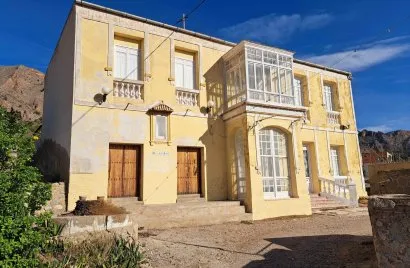 Villa de 7 dormitorios en Orihuela, España No. 1216